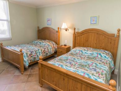 2 bedrooms and Very Nice Interior!